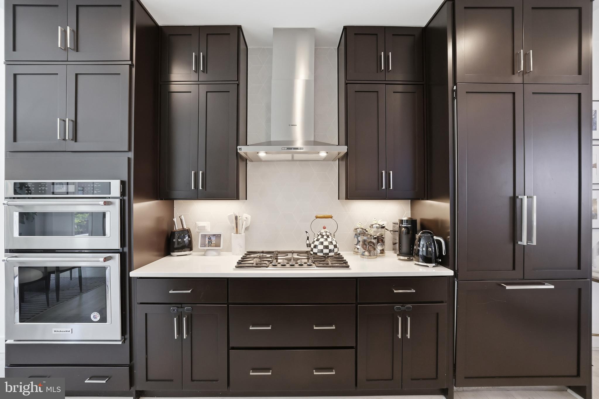 TOWER OAKS - Residential