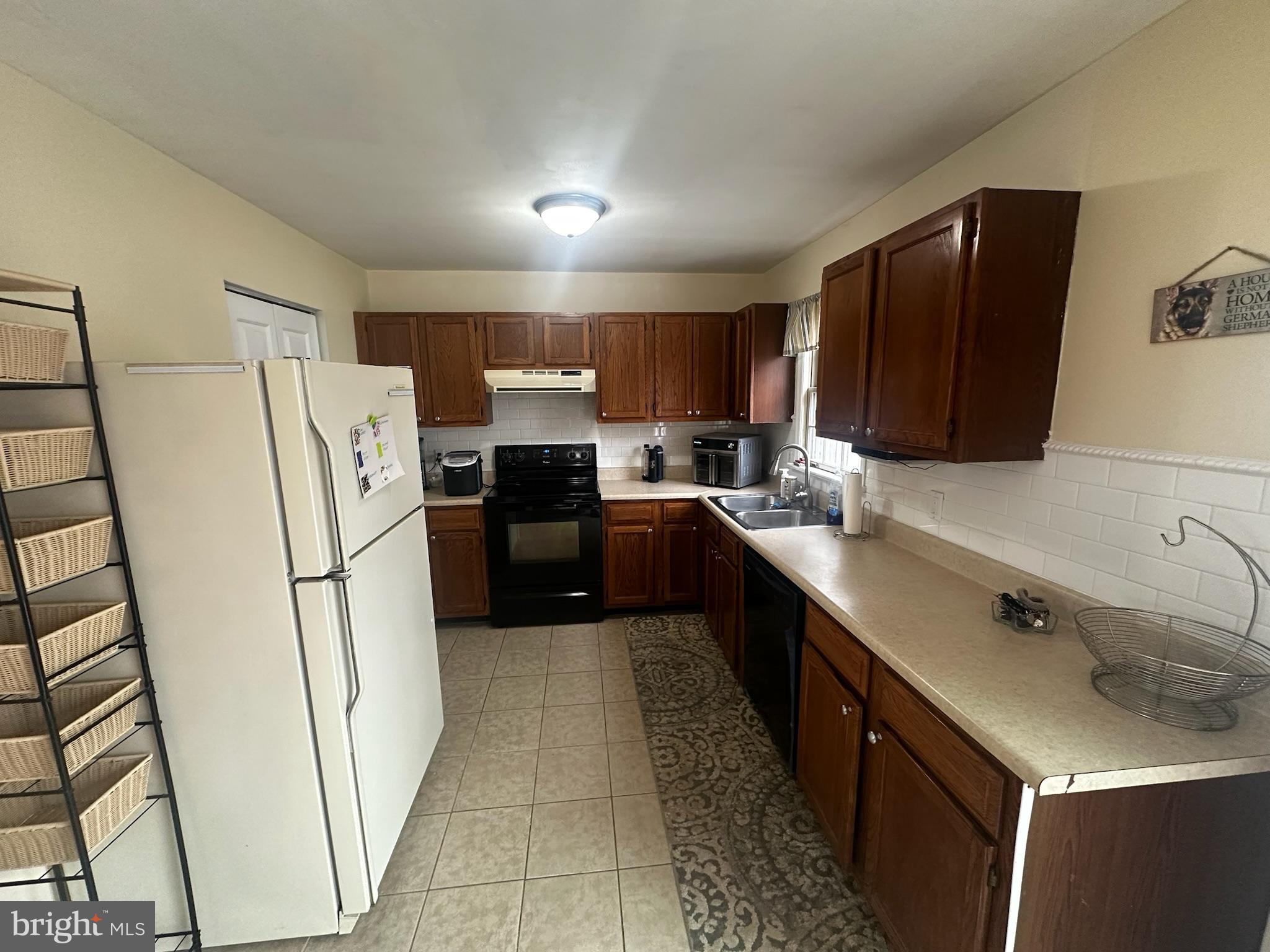 ELIZABETHTOWN BOROUGH - Residential