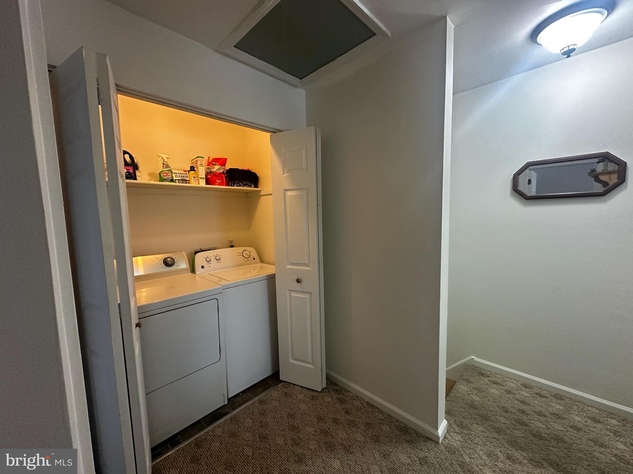 ELIZABETHTOWN BOROUGH - Residential