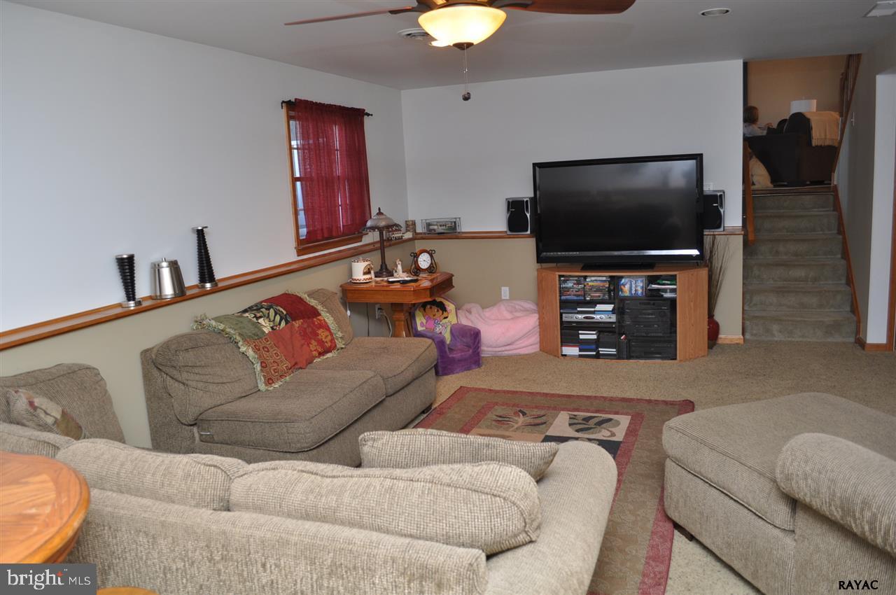 EAST BERLIN - Residential