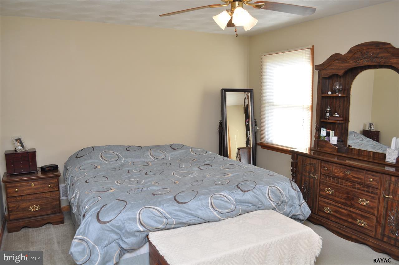 EAST BERLIN - Residential