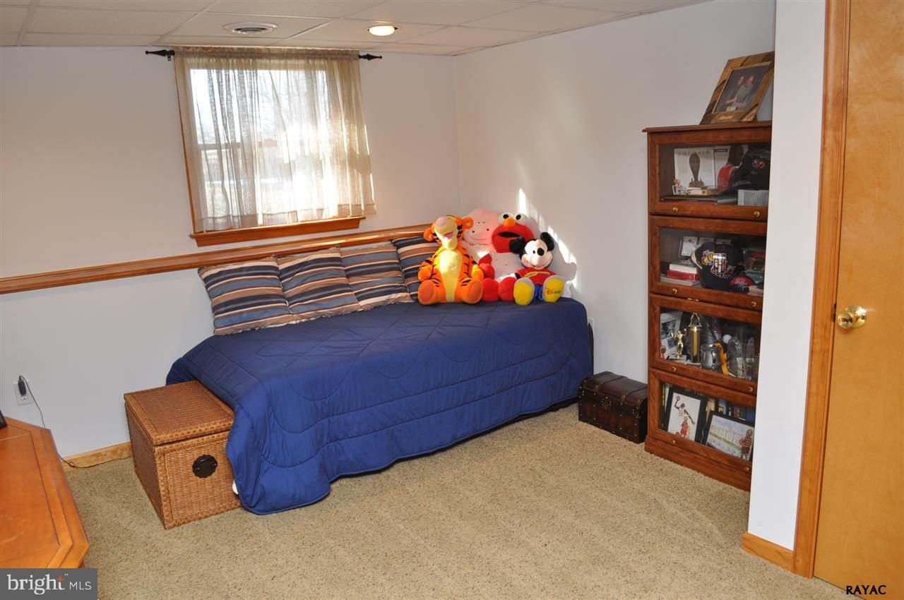 EAST BERLIN - Residential