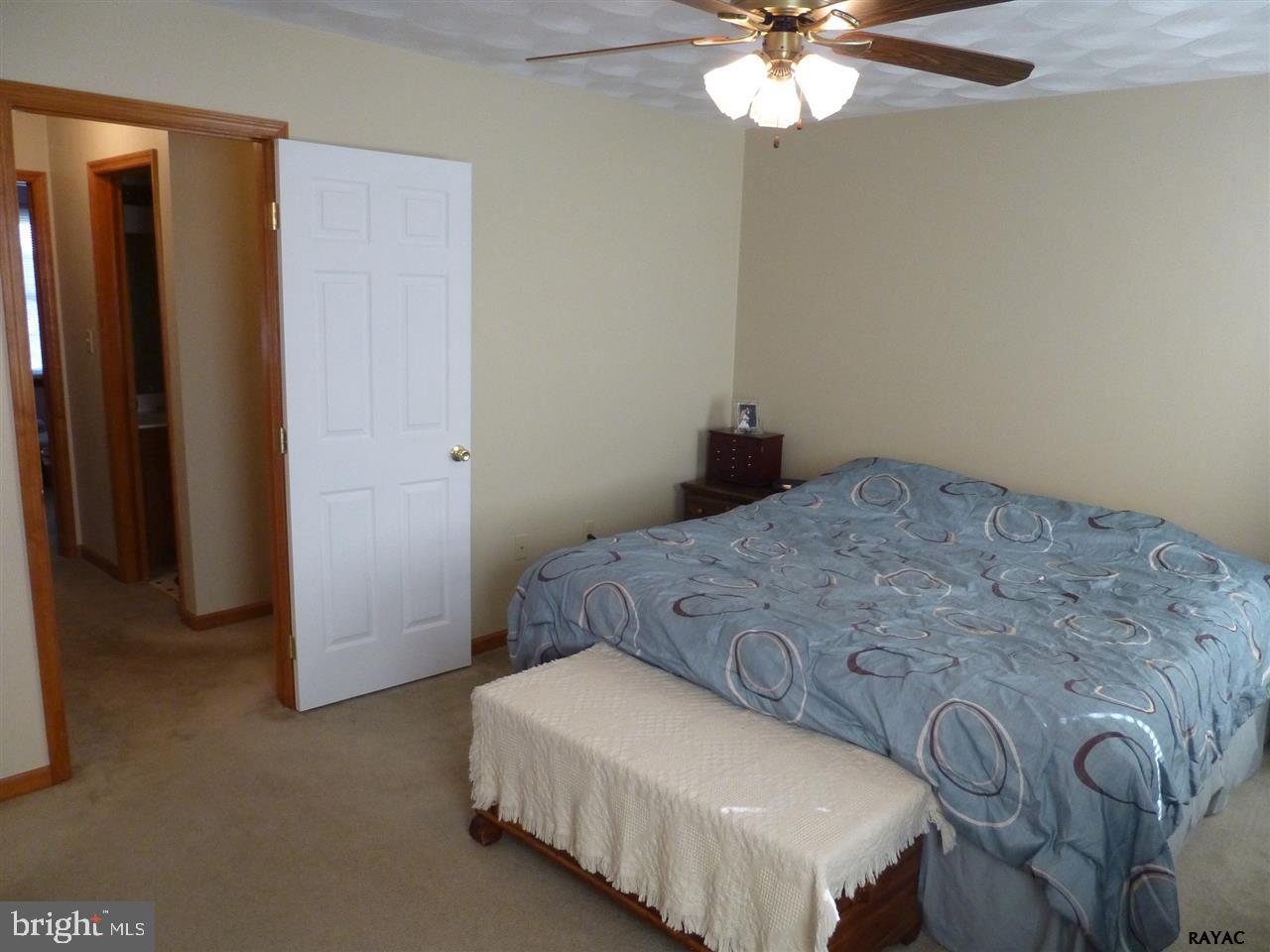 EAST BERLIN - Residential