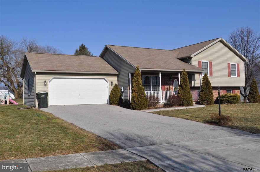 Move right in! Delightful and spacious split level in East Berlin. Many upgrades including vaulted living room ceiling, island in kitchen, finished lower level - perfect for game room or kids play area. Nice level yard, 2-car garage and much more! Just a short stroll to East Berlin's Historic sites. Home includes 1 year home warranty.