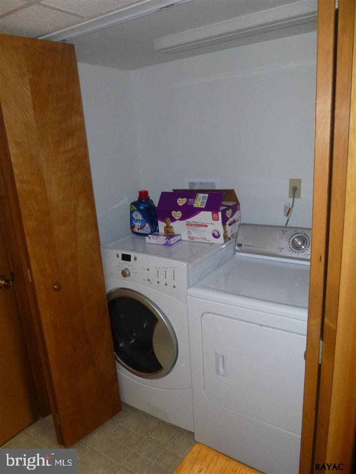 EAST BERLIN - Residential