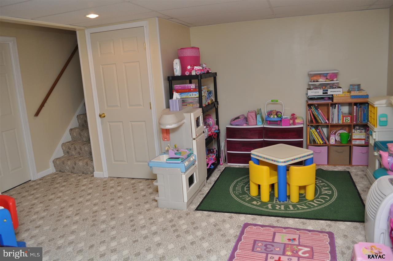 EAST BERLIN - Residential