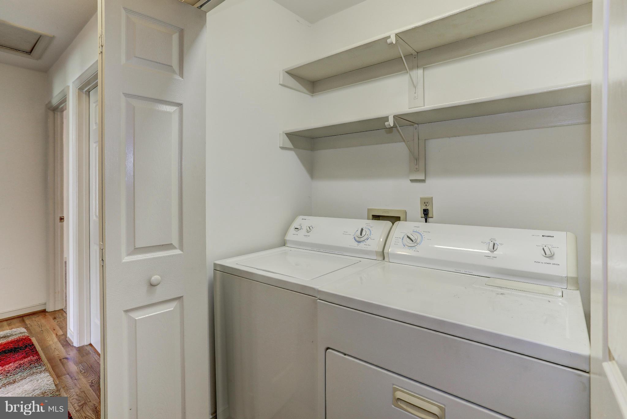 HICKORY KNOLL - Residential