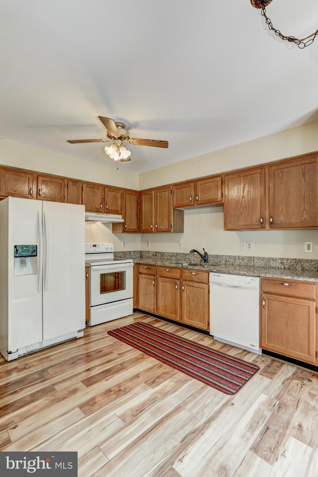 HICKORY KNOLL - Residential