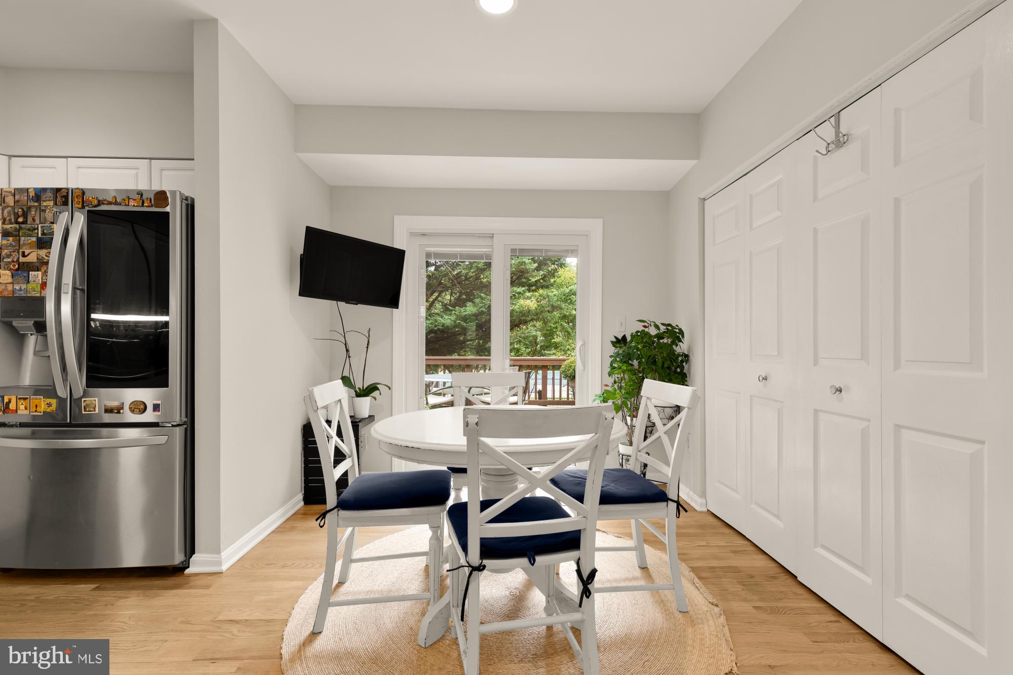 WHITLEY PARK CONDOMINIUM - Residential