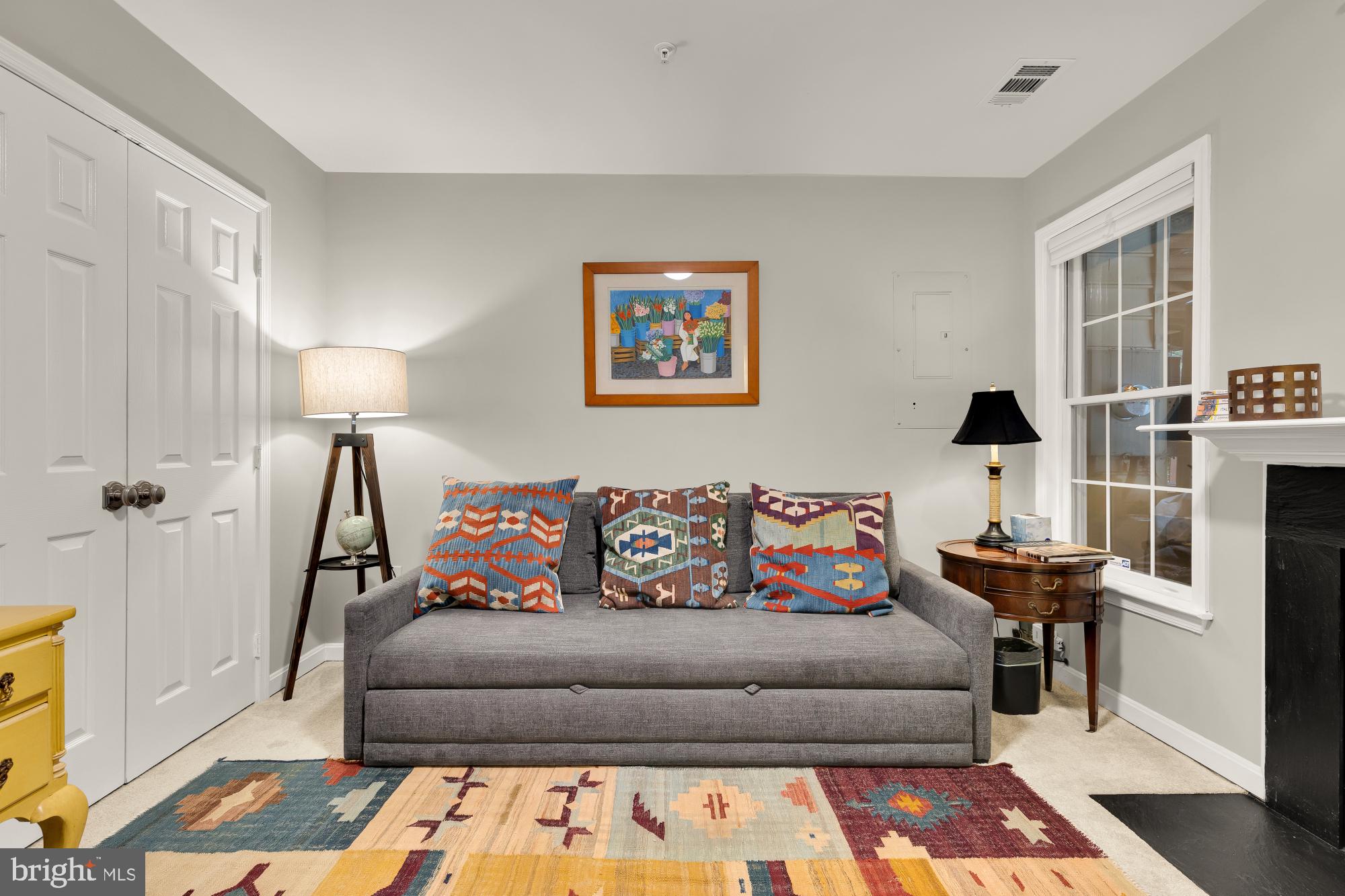 WHITLEY PARK CONDOMINIUM - Residential