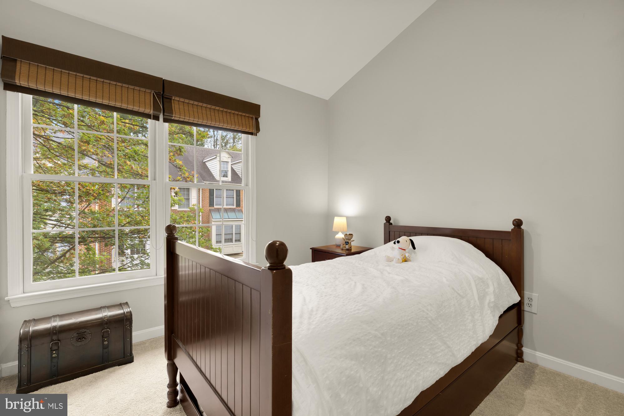 WHITLEY PARK CONDOMINIUM - Residential