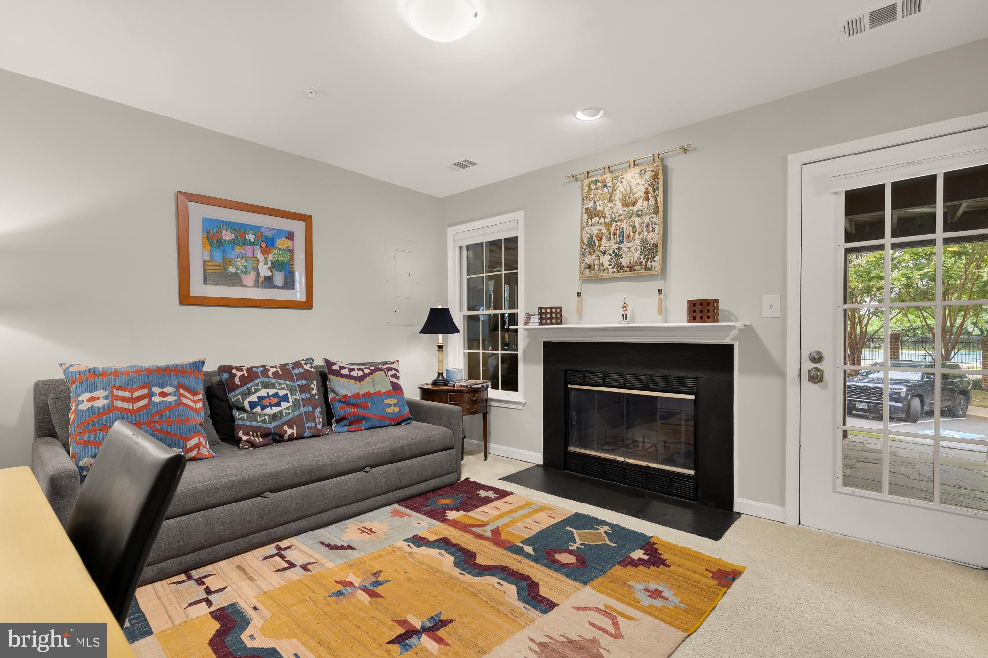 WHITLEY PARK CONDOMINIUM - Residential