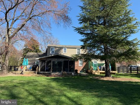 3312 HOLLOMAN ROAD FALLS CHURCH VA 22042