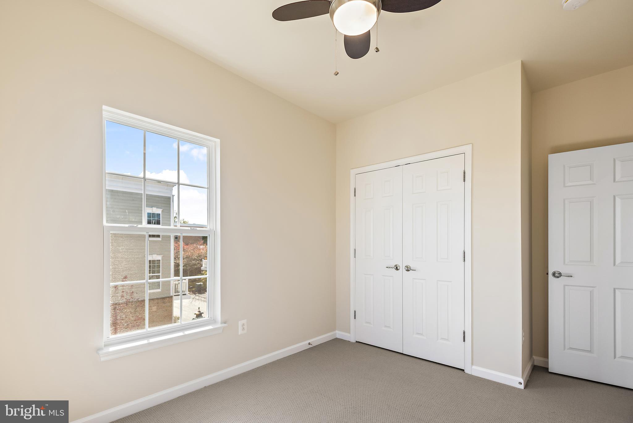 LEESBOROUGH - Residential