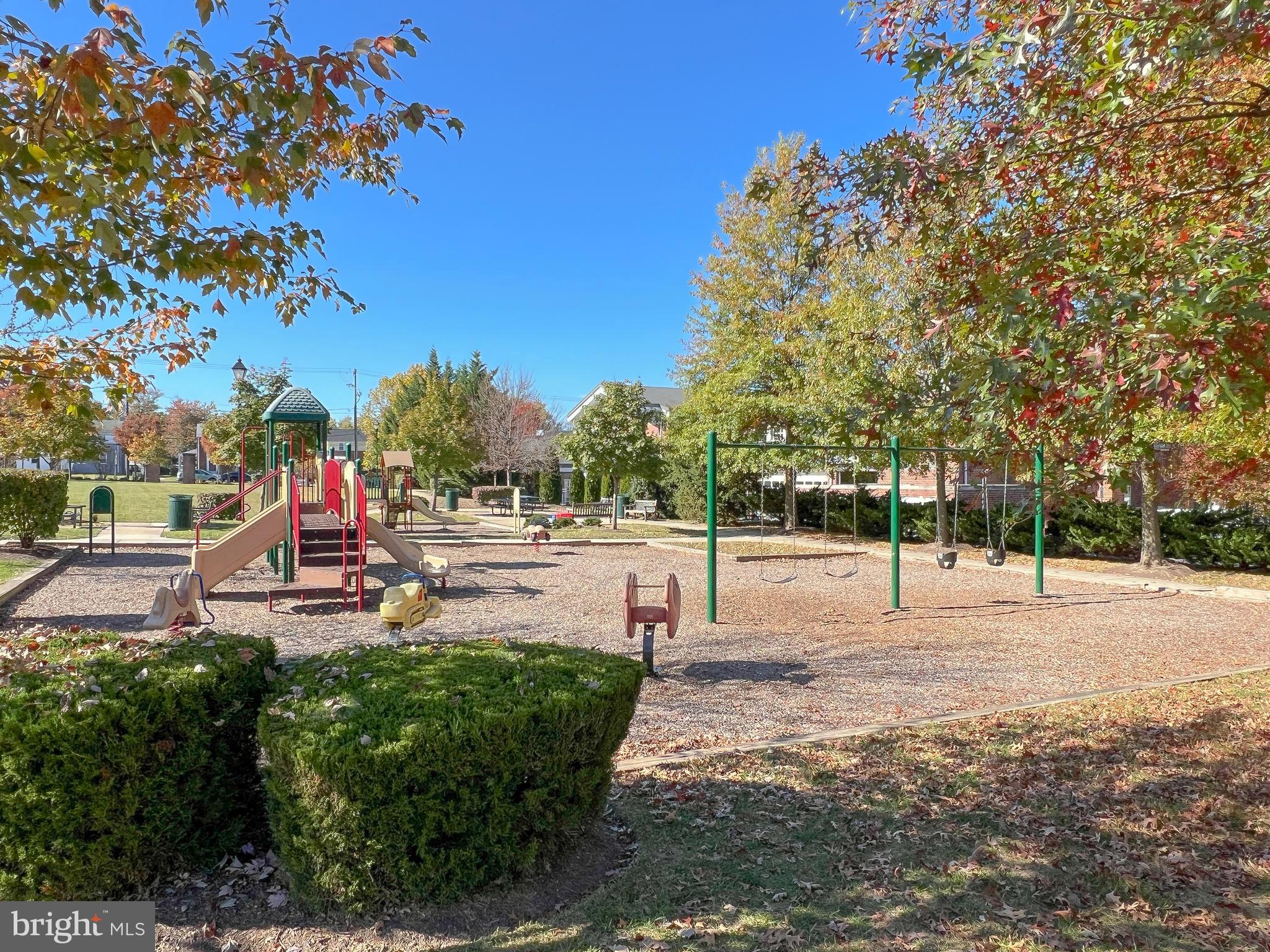 LEESBOROUGH - Residential