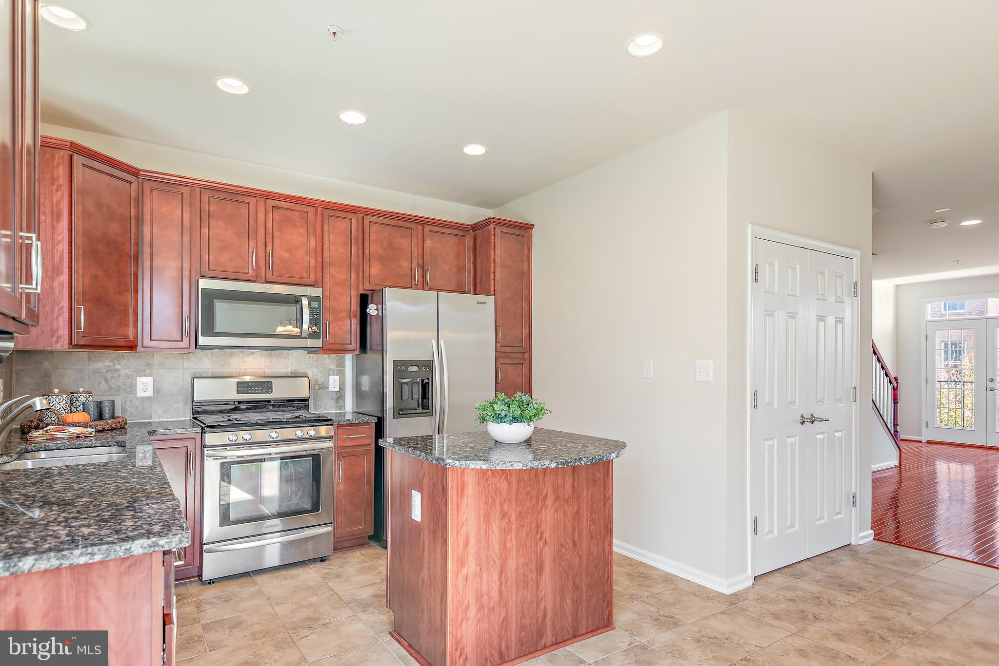 LEESBOROUGH - Residential