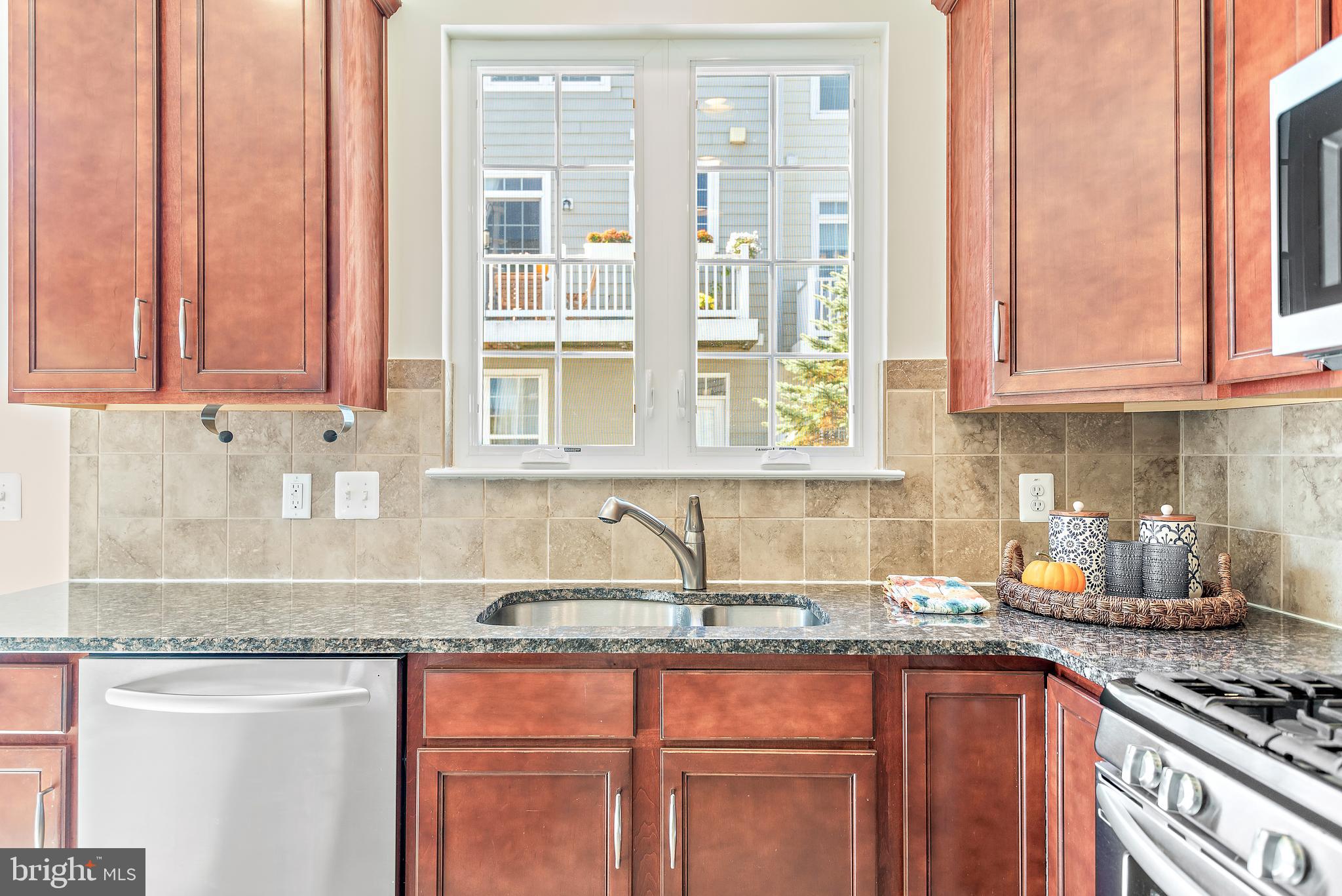 LEESBOROUGH - Residential