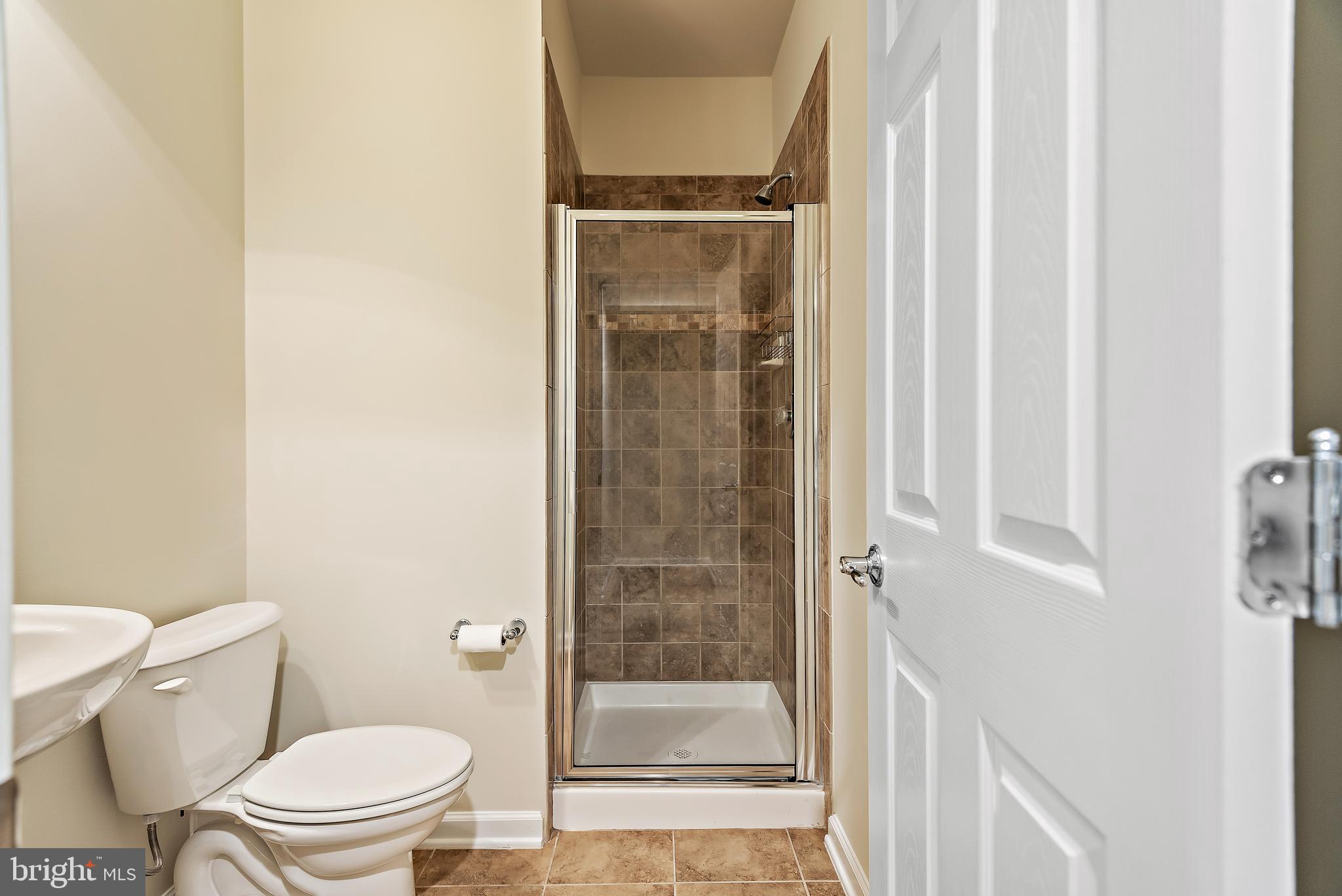 LEESBOROUGH - Residential