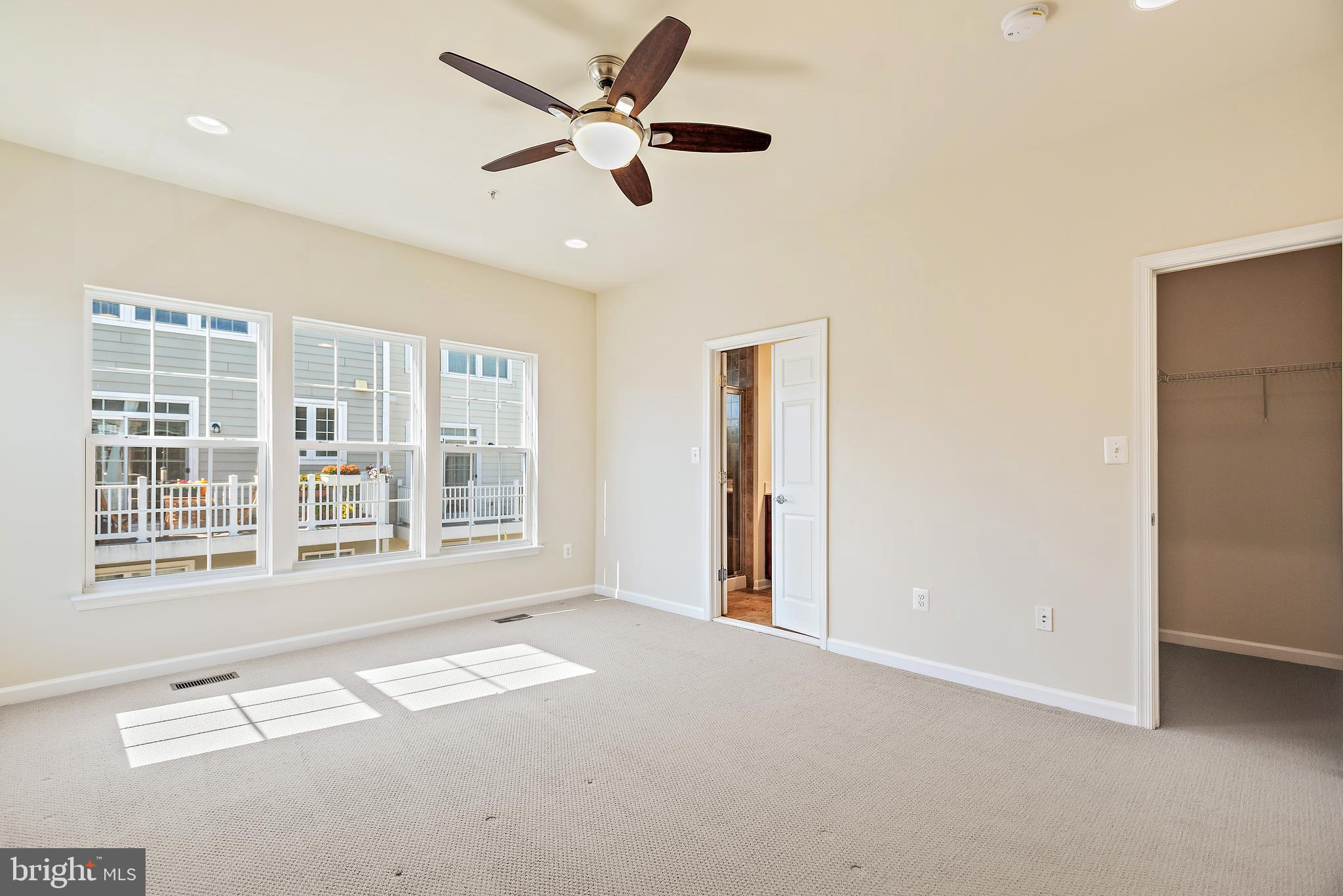 LEESBOROUGH - Residential