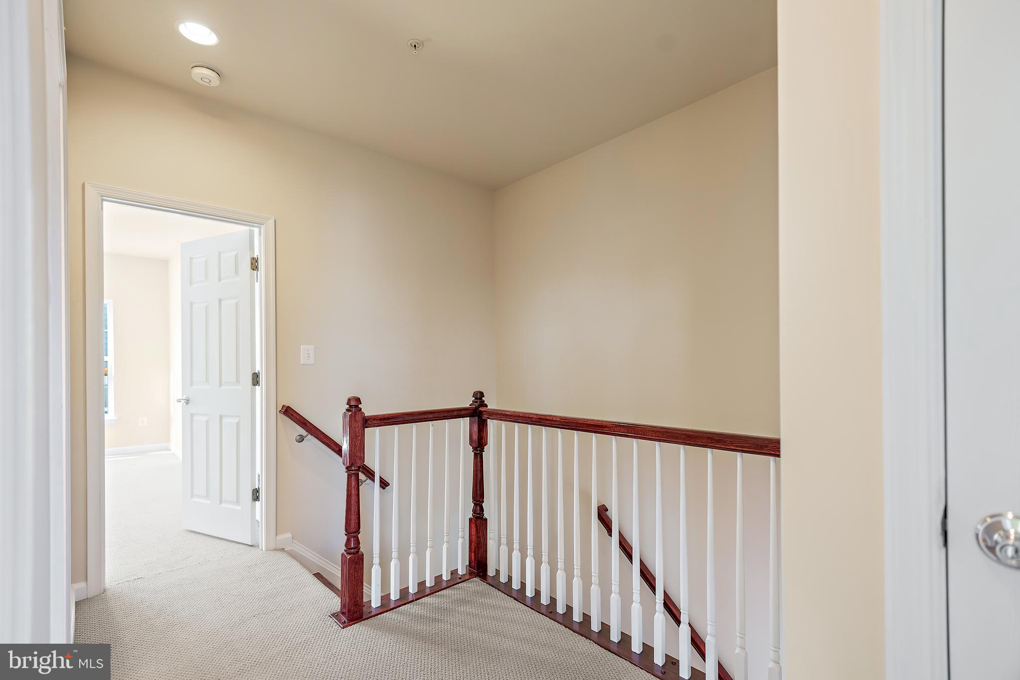 LEESBOROUGH - Residential