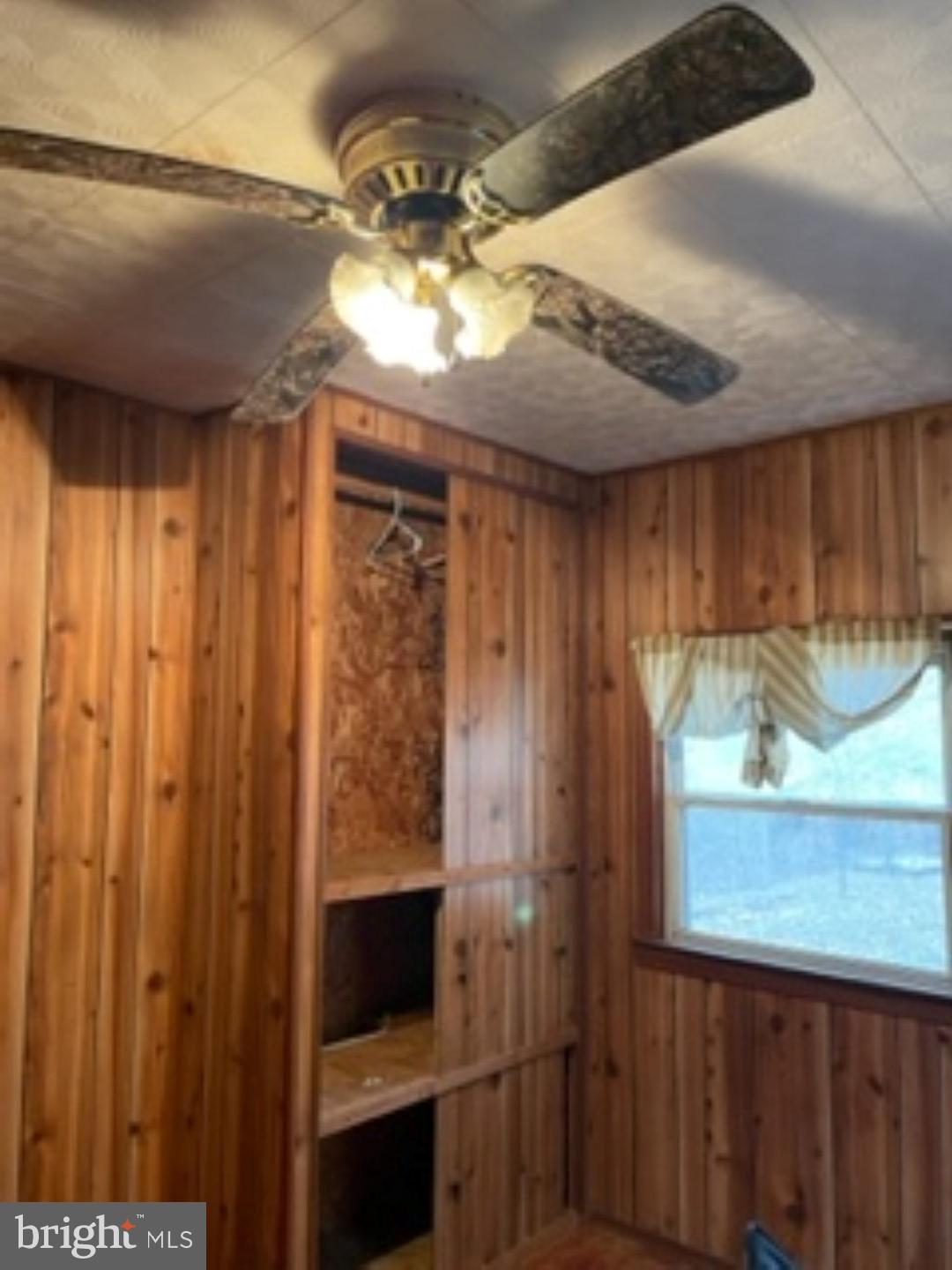 TAYLOR ACRES - Residential