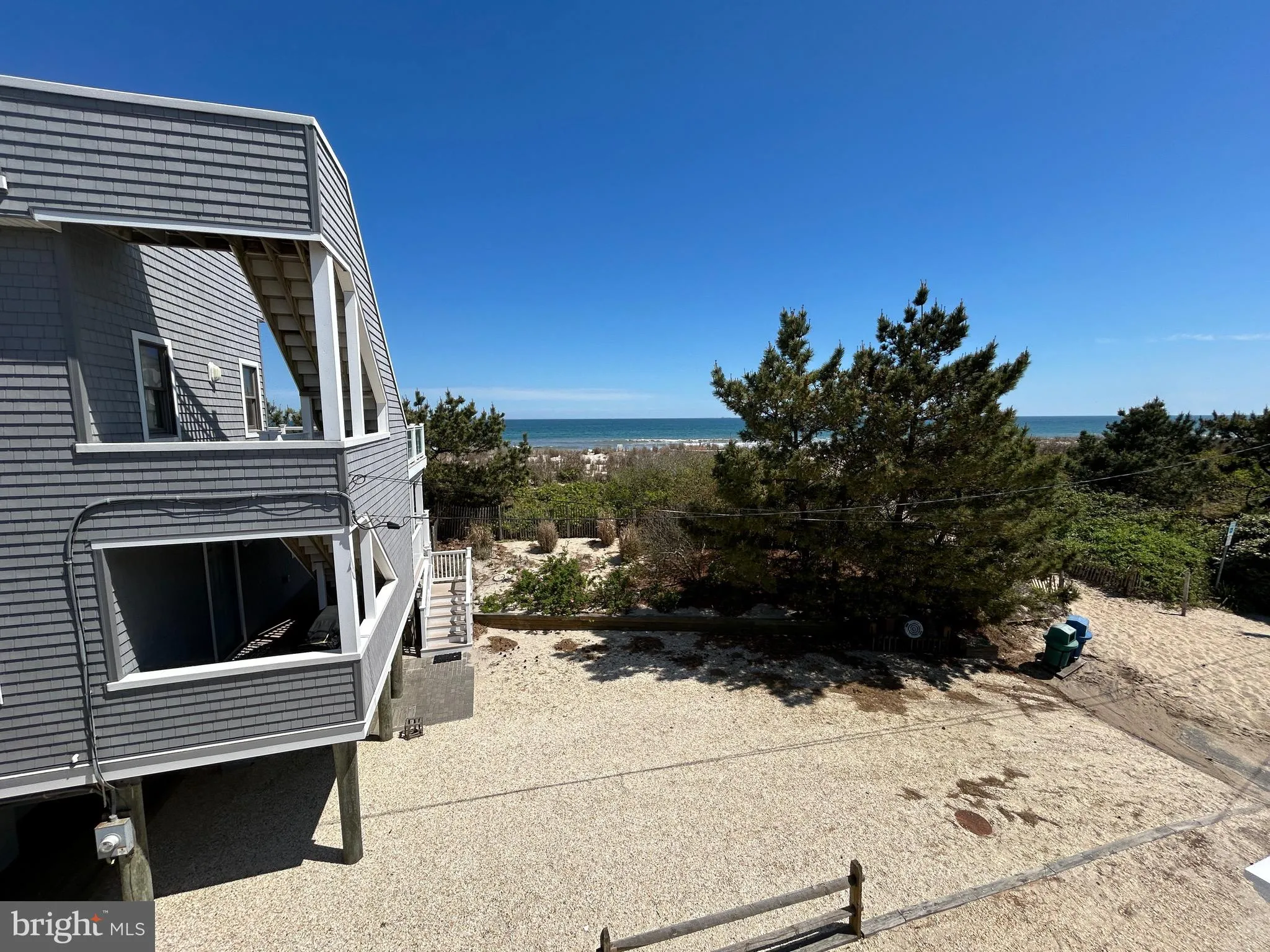 Harvey Cedars, New Jersey 08008, United States, 6 Bedrooms Bedrooms, ,4 BathroomsBathrooms,Residential,Active,137224