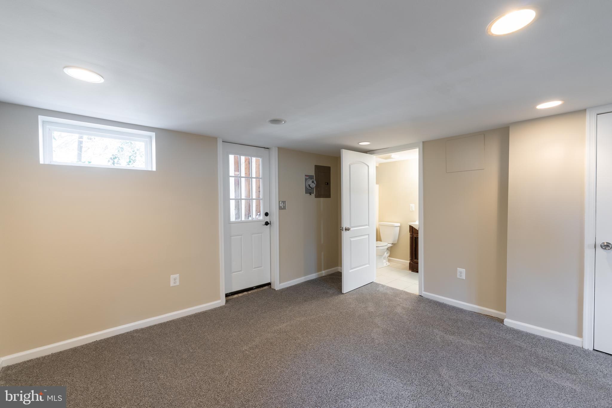 NEW NORTHWOOD - Residential Lease