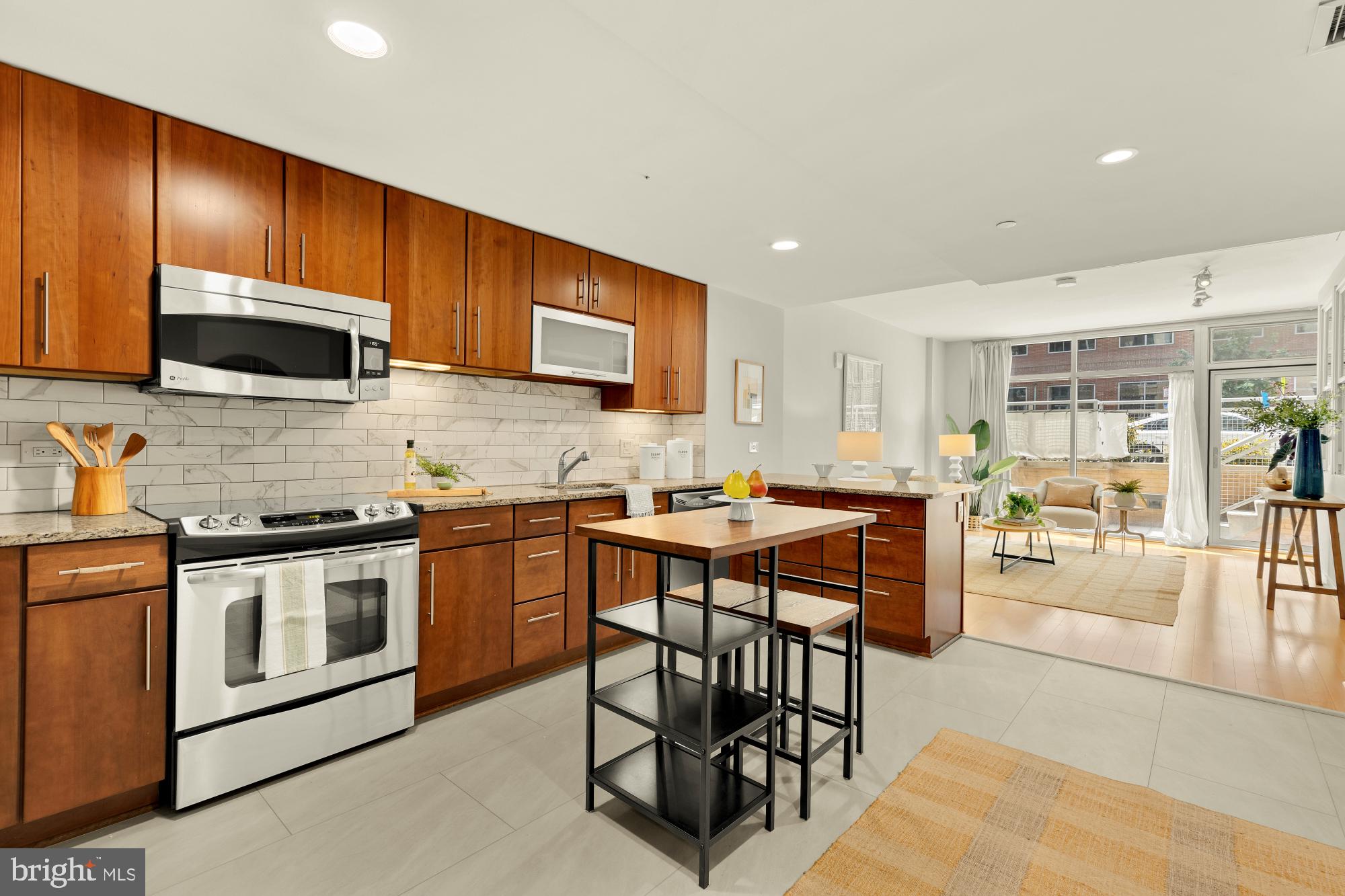 1025 1ST SE 104