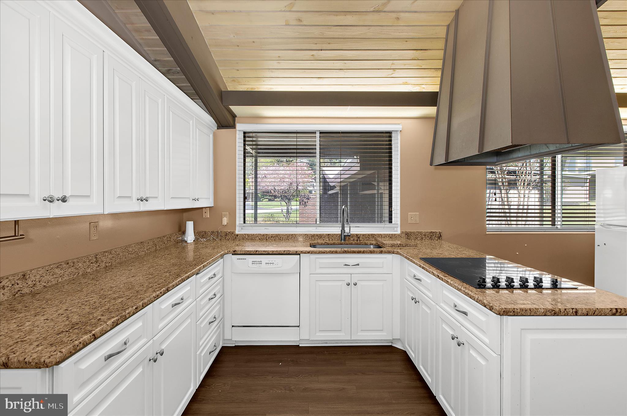 LONG MEADOW AT GARRISON - Residential