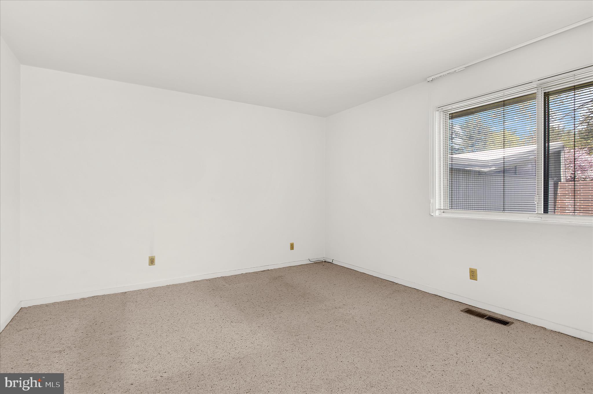 LONG MEADOW AT GARRISON - Residential