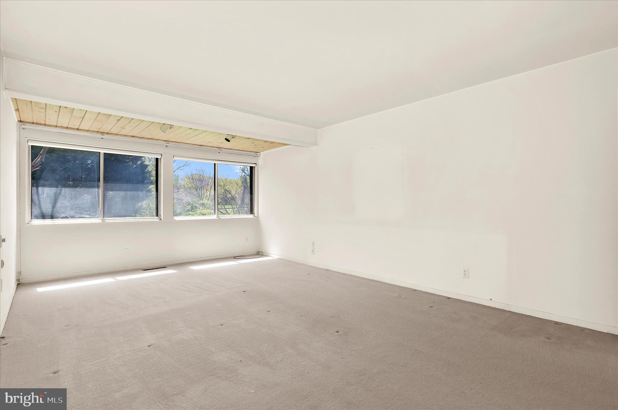 LONG MEADOW AT GARRISON - Residential