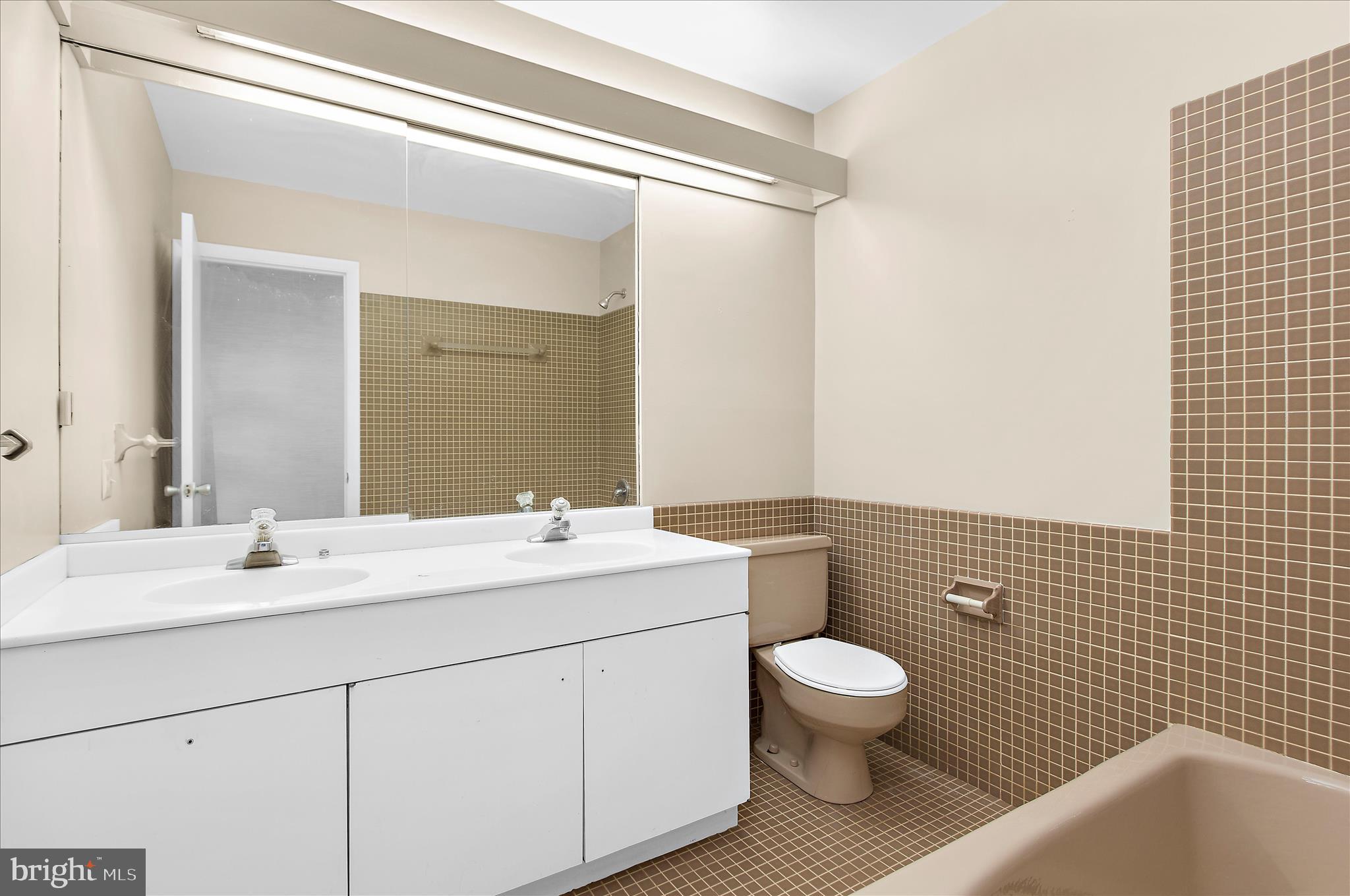 LONG MEADOW AT GARRISON - Residential