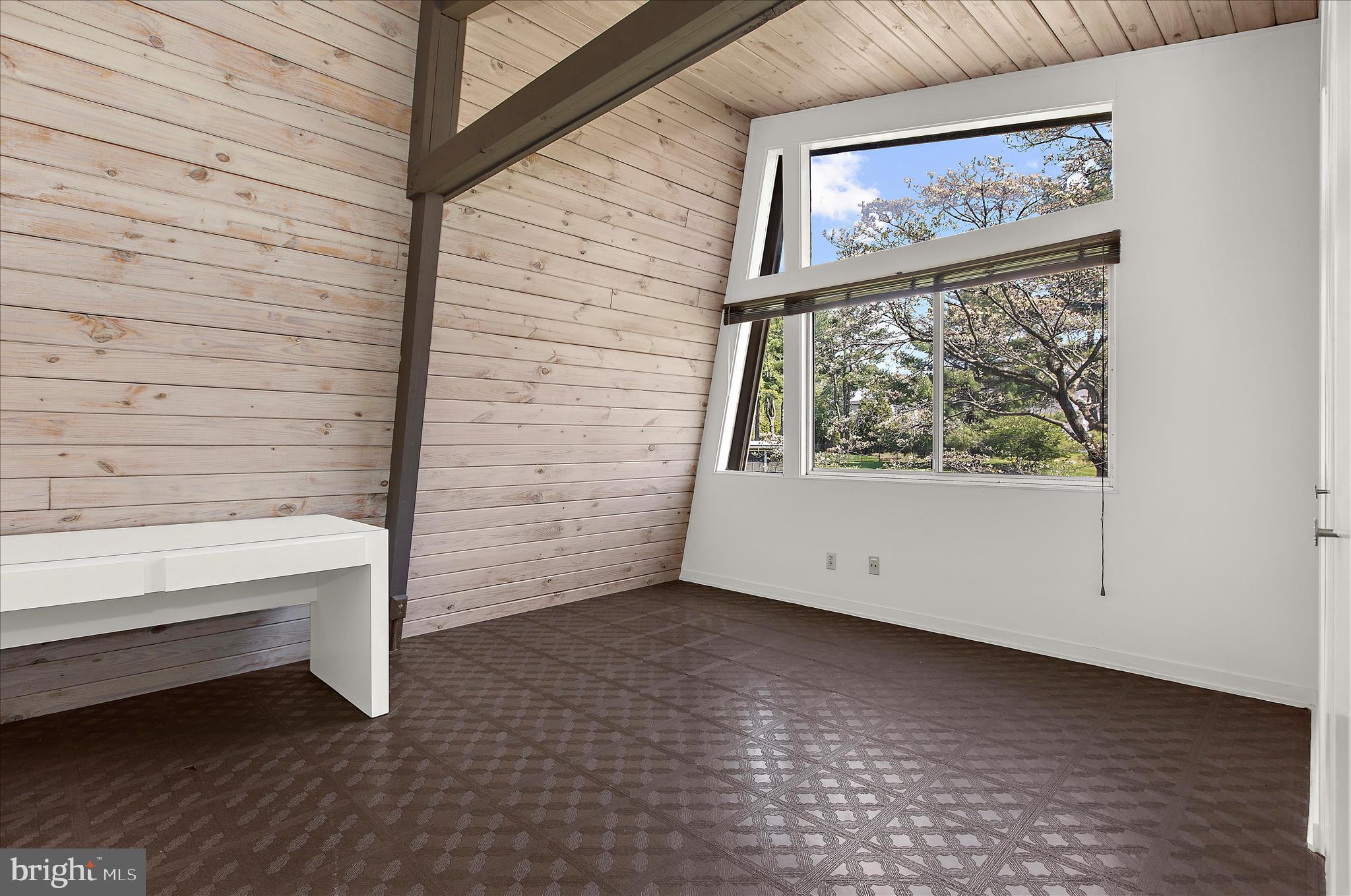 LONG MEADOW AT GARRISON - Residential