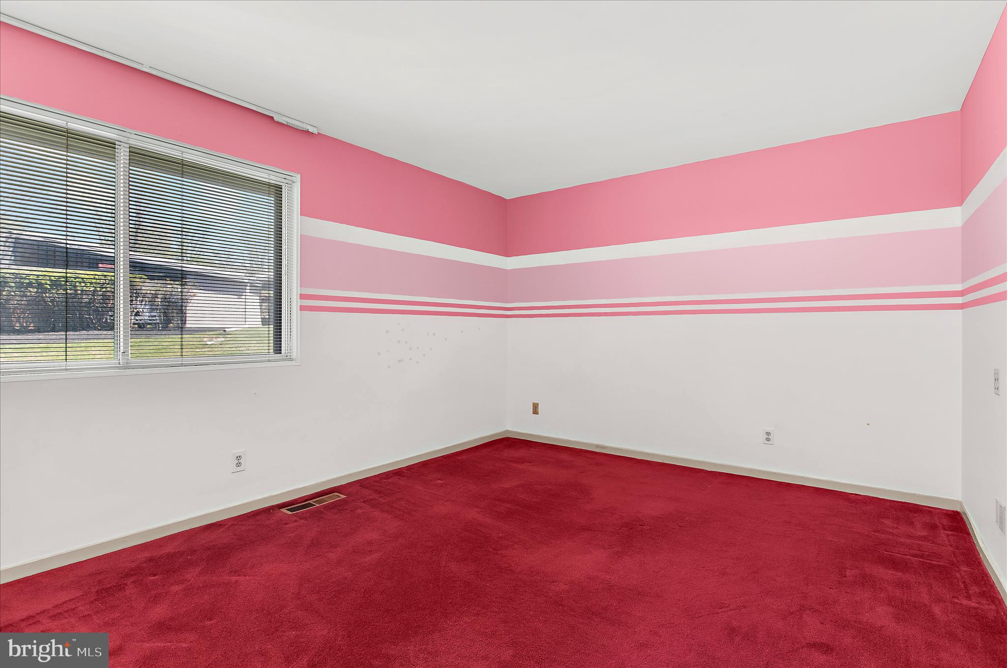 LONG MEADOW AT GARRISON - Residential