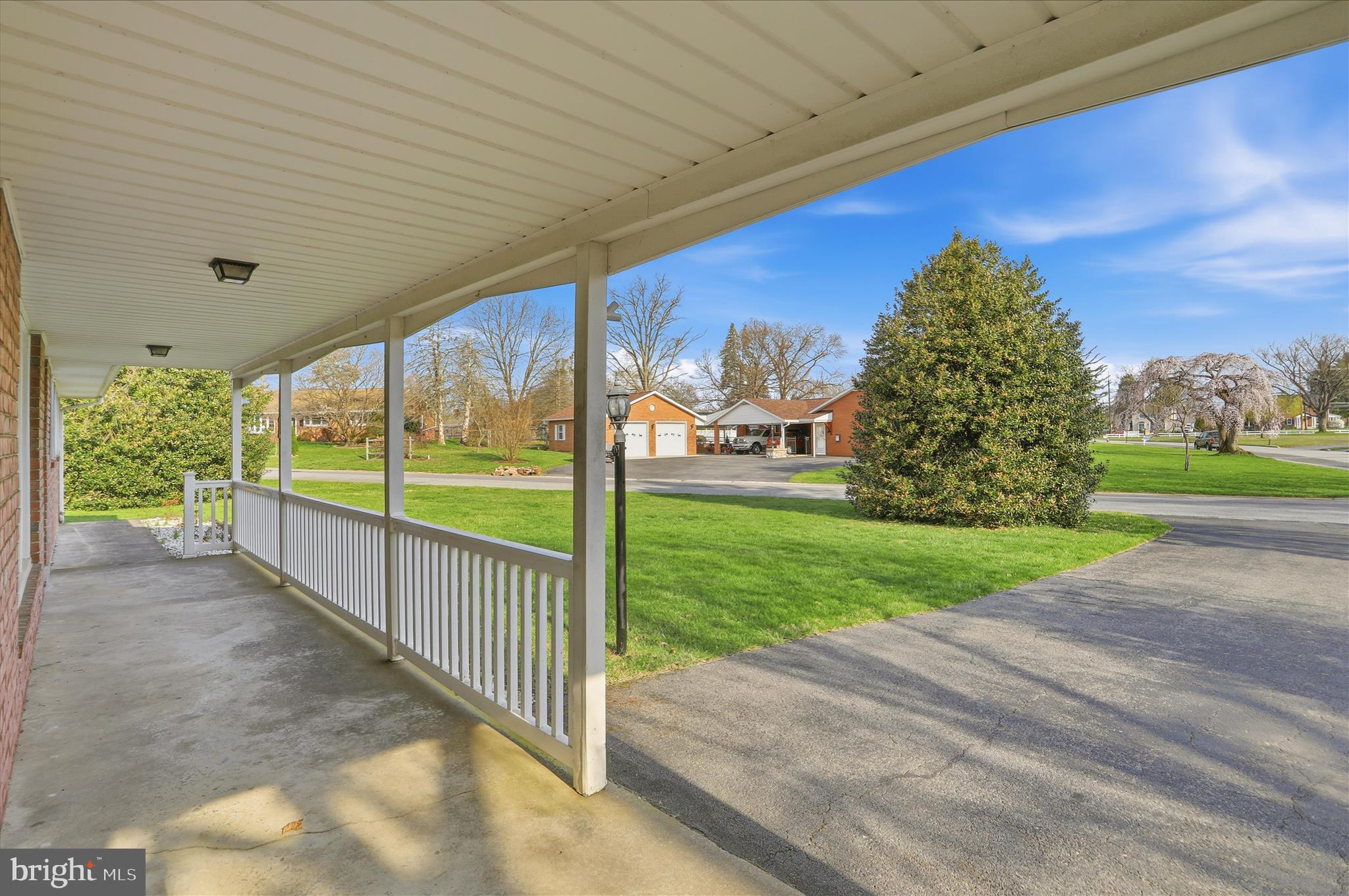 VAN LEAR - Residential