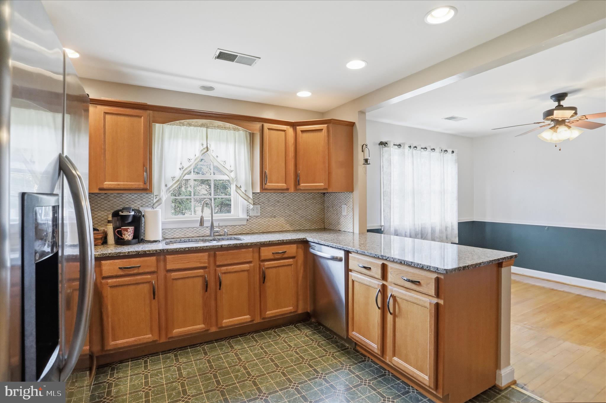 VAN LEAR - Residential