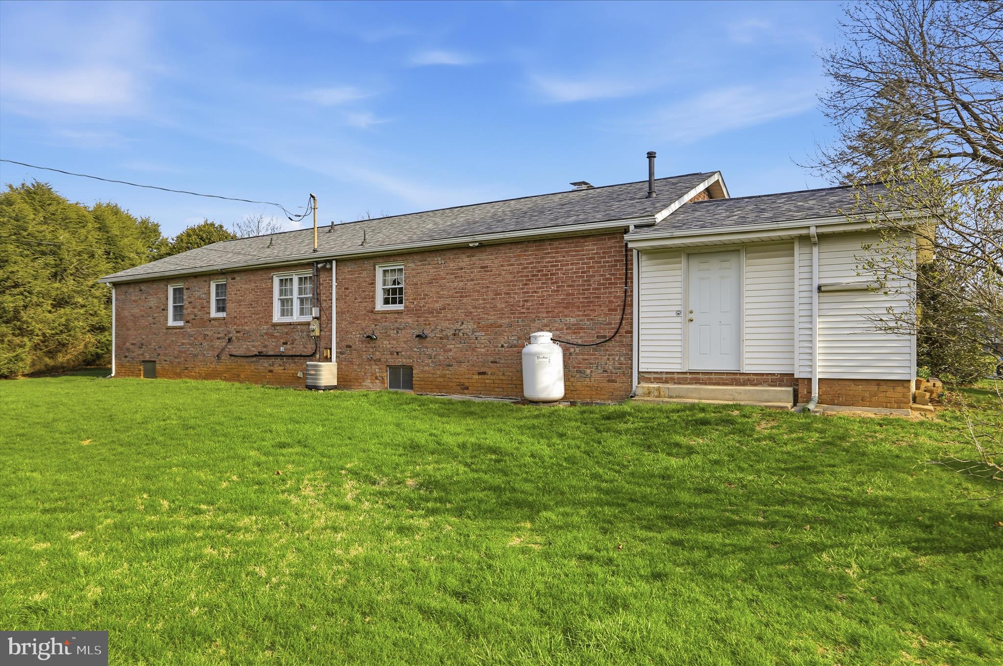 VAN LEAR - Residential