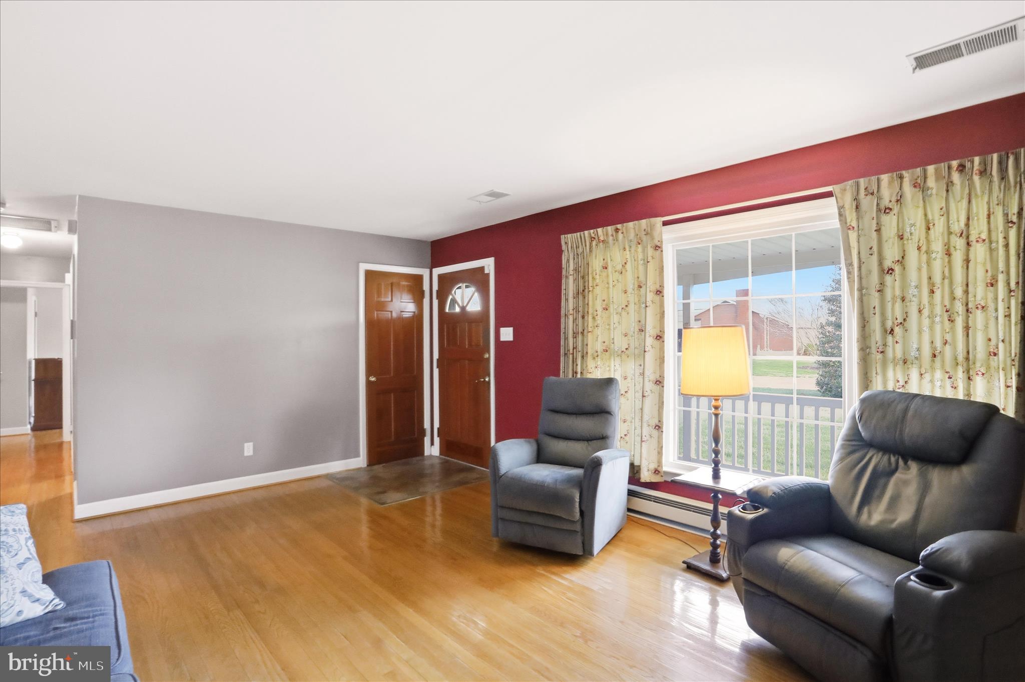 VAN LEAR - Residential