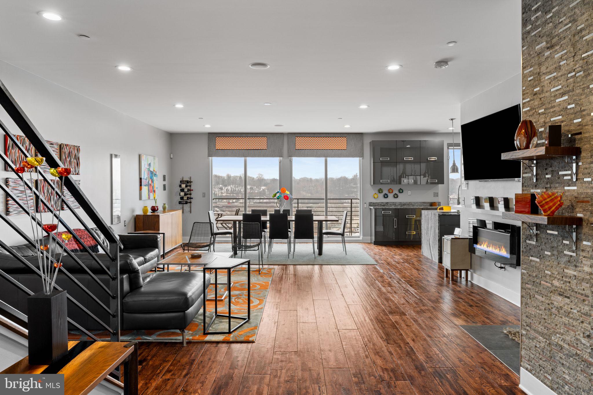 MANAYUNK - Residential