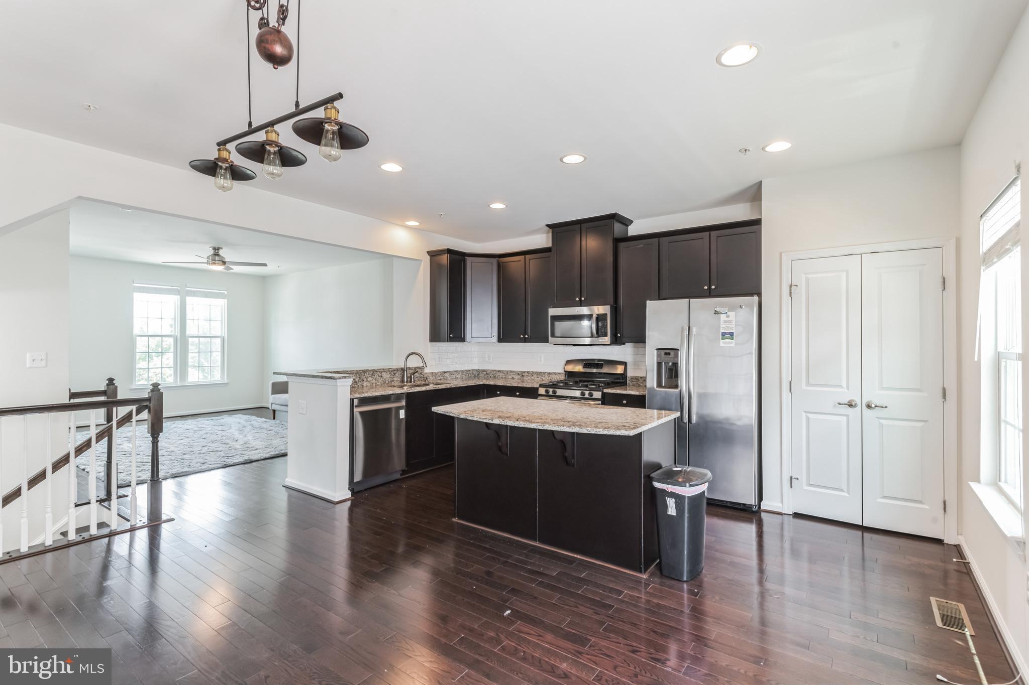 HOWARD SQUARE - Residential Lease