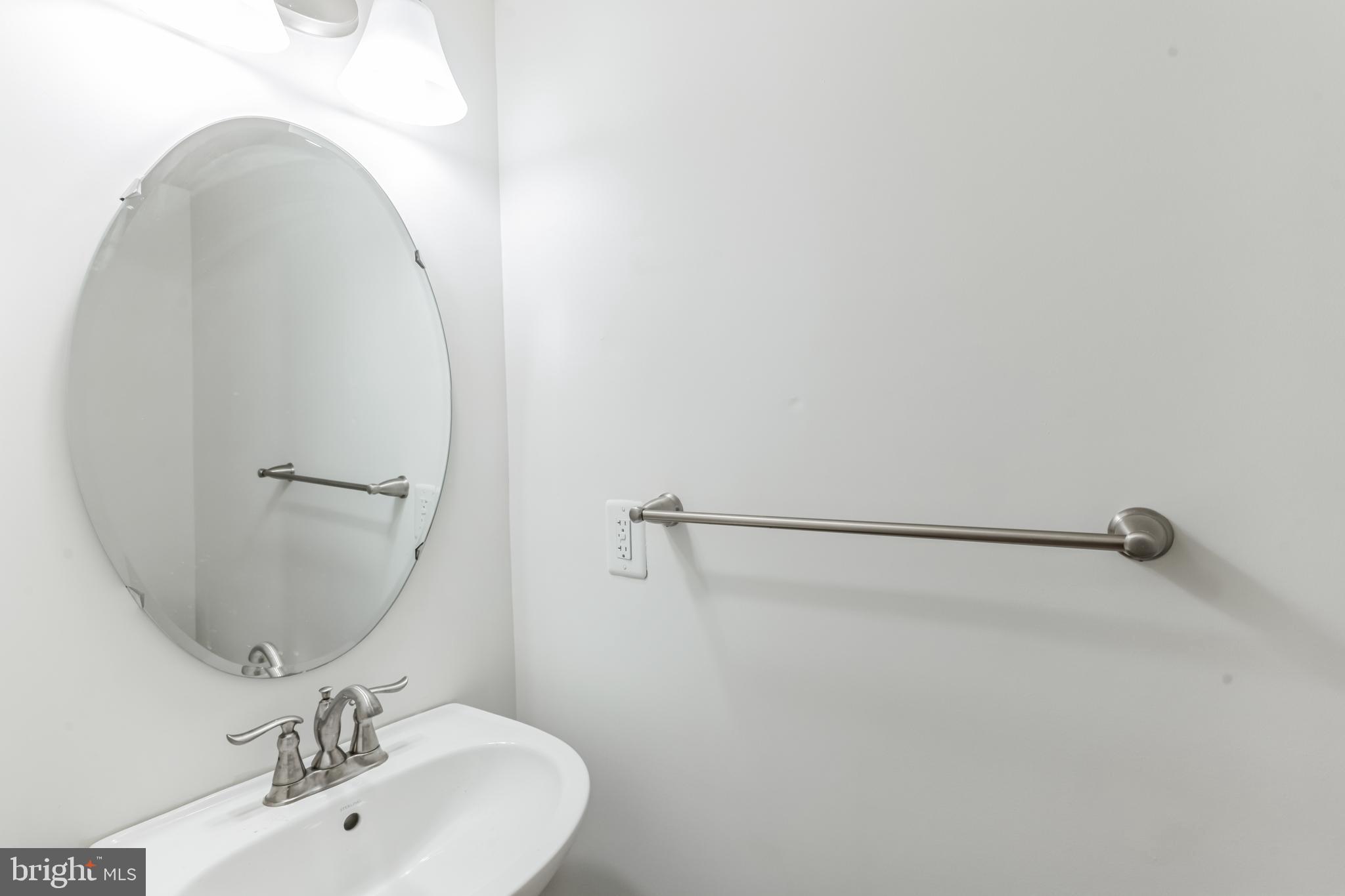 HOWARD SQUARE - Residential Lease