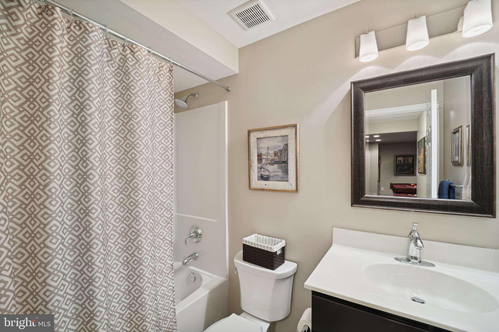 DORSEY HALL - Residential