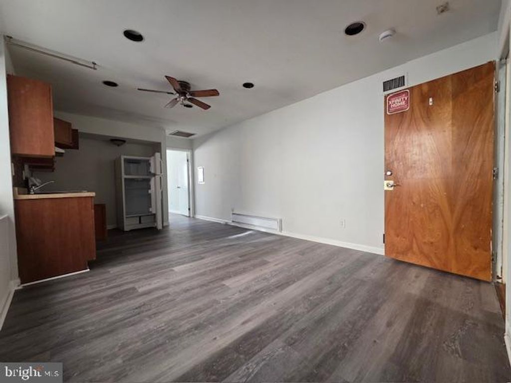 Photo of 413 S Broad Street #3, PHILADELPHIA, PA 19147 (MLS # PAPH2586350)