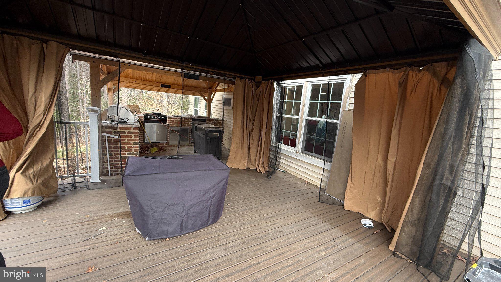 MINNIEVILLE MANOR - Residential