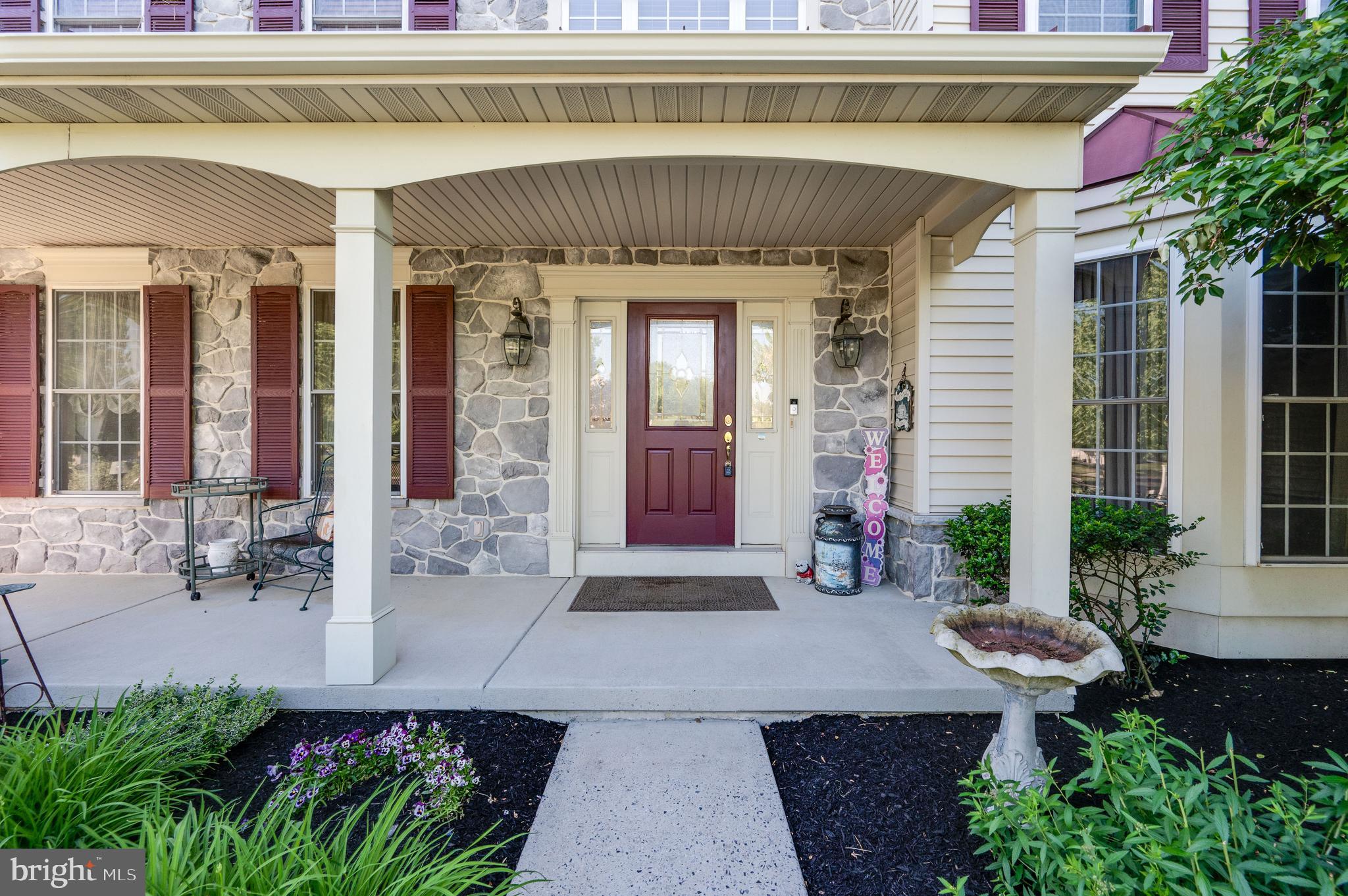 33 SWEETWATER LANE
