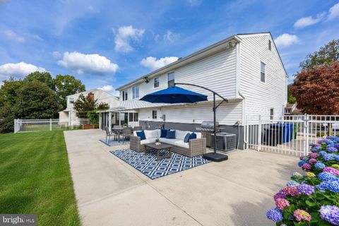 24 WESTBURY DRIVE CHERRY HILL NJ 08003