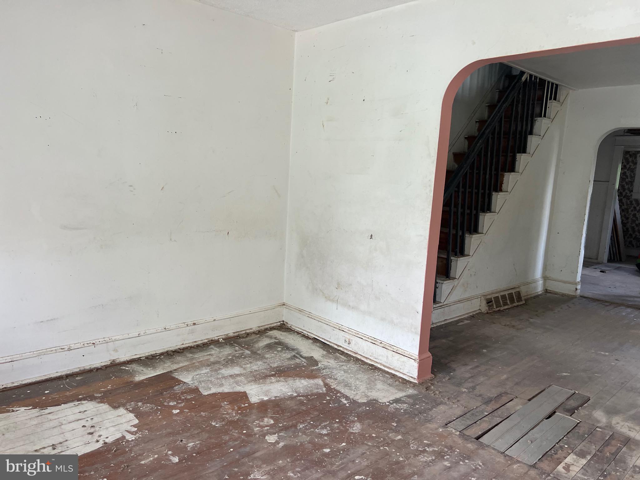 303 JOHNSON AVENUE
