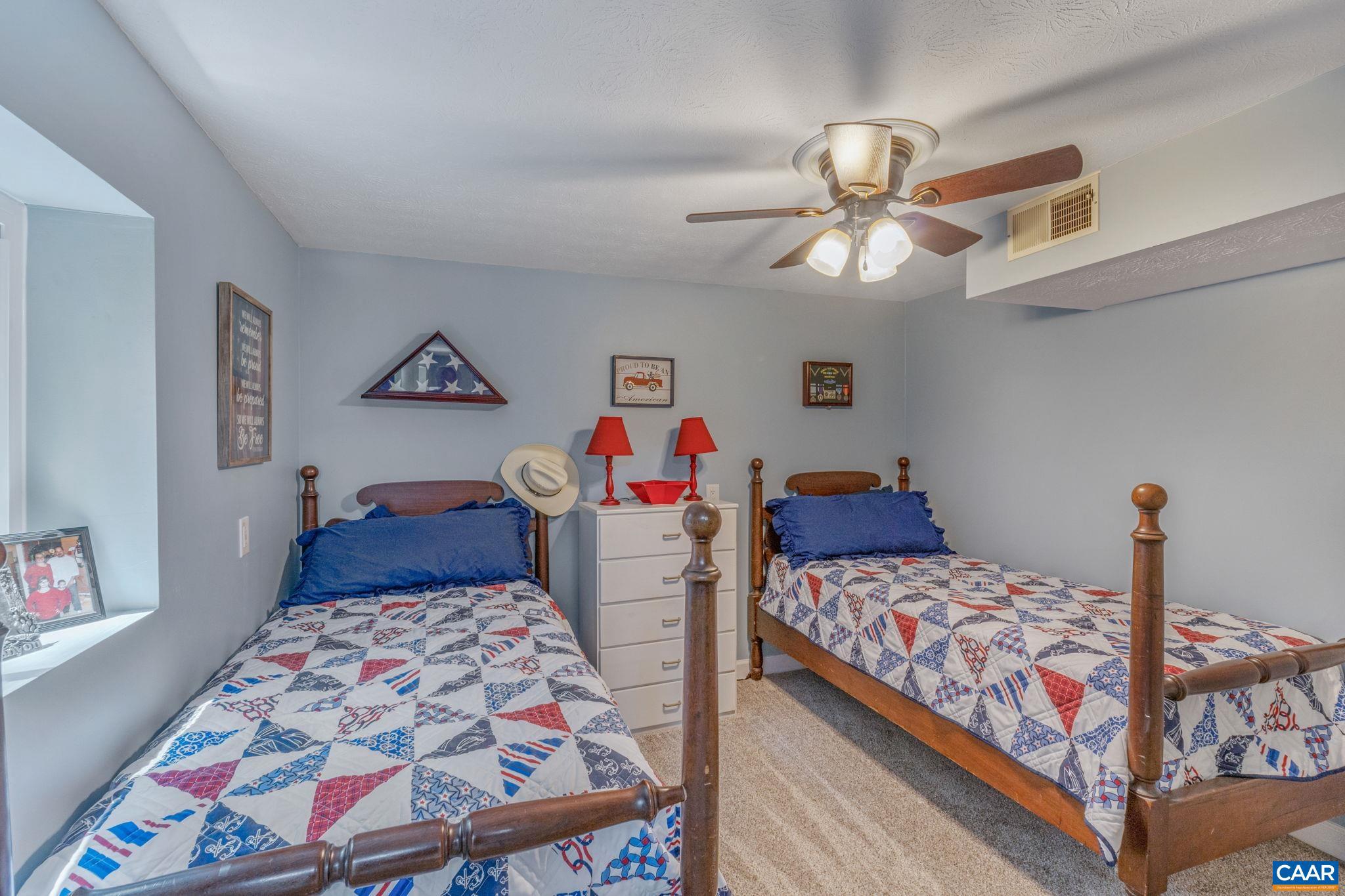 LAKE MONTICELLO - Residential