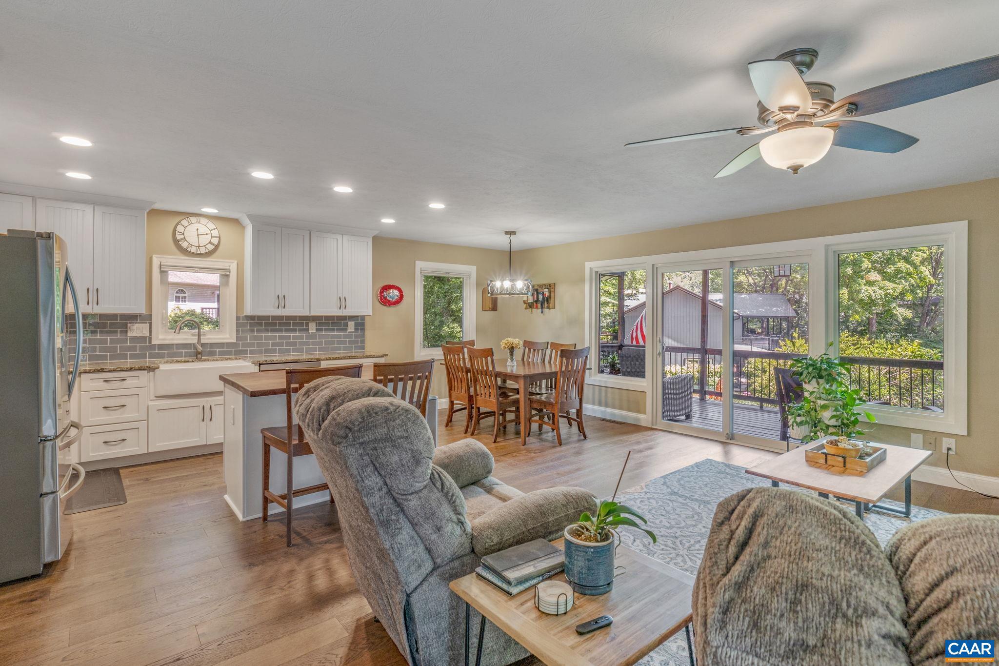 LAKE MONTICELLO - Residential