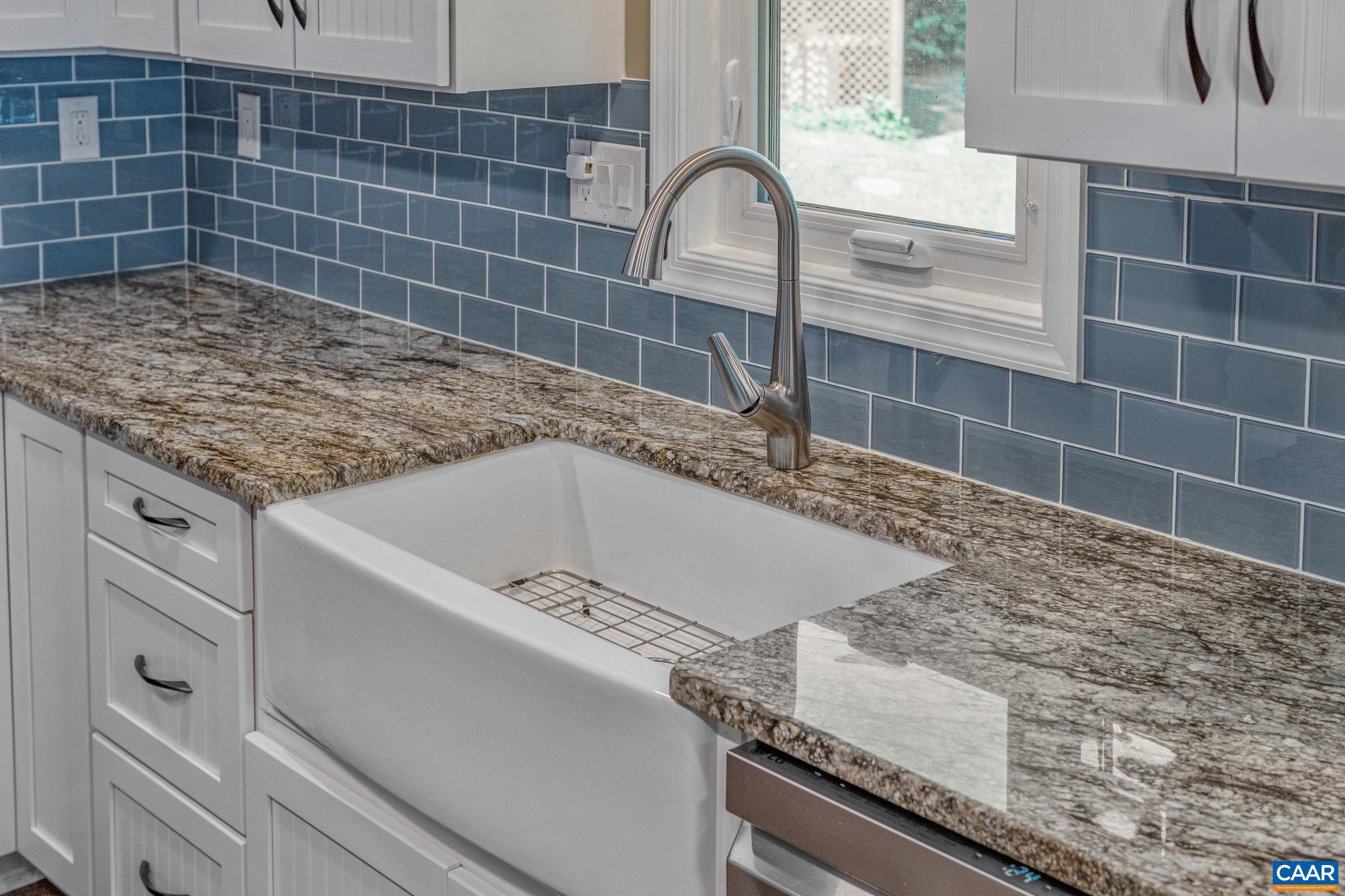 LAKE MONTICELLO - Residential